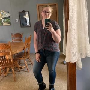 Meet your Posher, Hannah